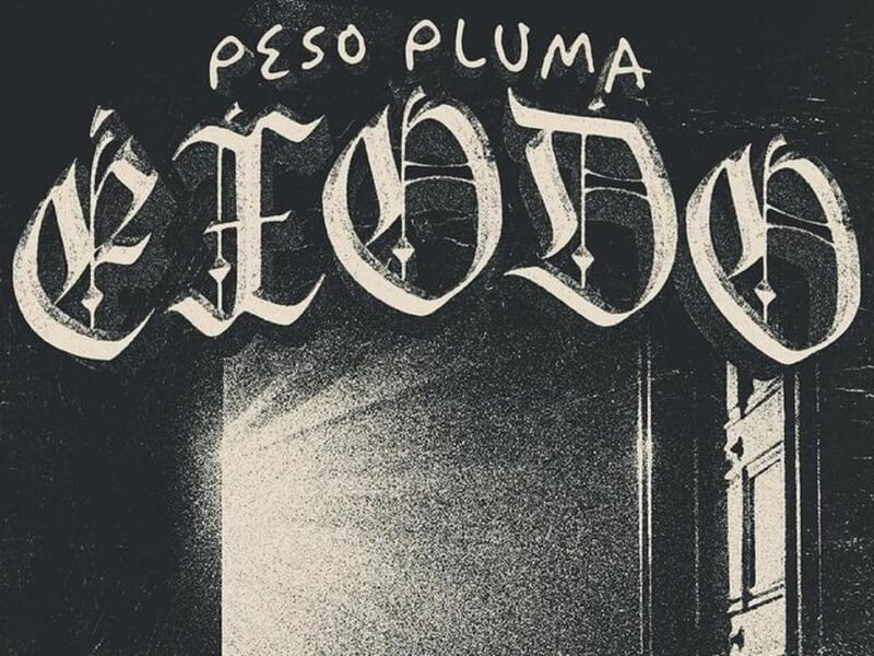 Imagen de la portada del álbum "Éxodo" de Peso Pluma, destacando su fusión única de corridos tumbados y reggaetón.